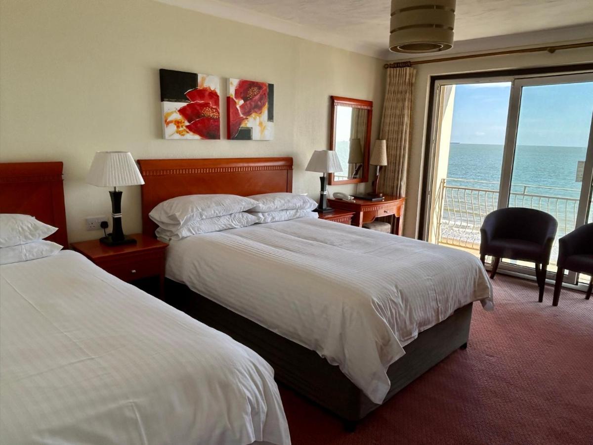 Regent Court - Seafront, Sandown - Free Car Ferry For Bookings Of 3 Or More Nights, Subject To Availability Exterior foto