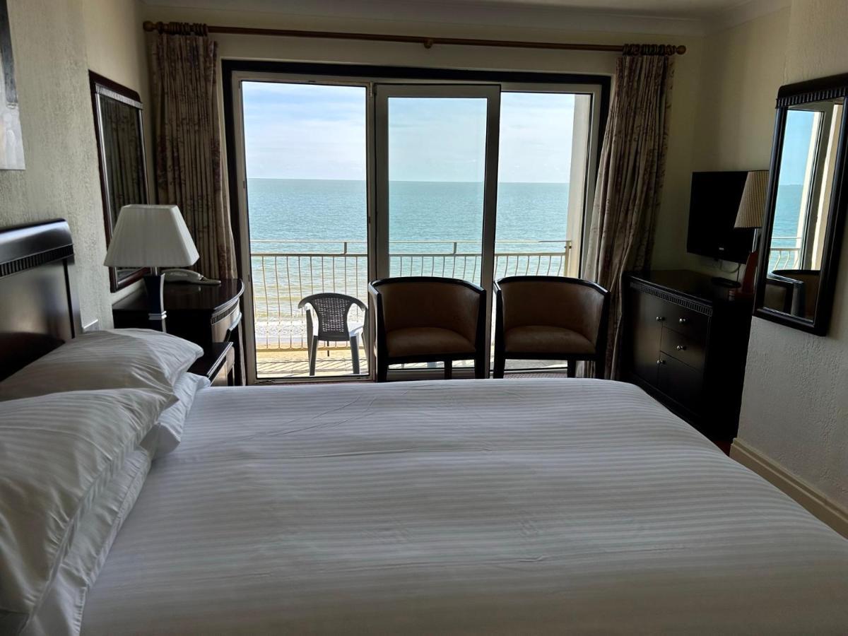 Regent Court - Seafront, Sandown - Free Car Ferry For Bookings Of 3 Or More Nights, Subject To Availability Exterior foto