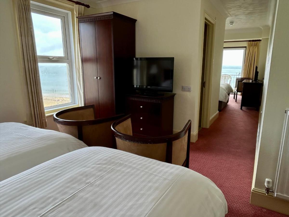 Regent Court - Seafront, Sandown - Free Car Ferry For Bookings Of 3 Or More Nights, Subject To Availability Exterior foto