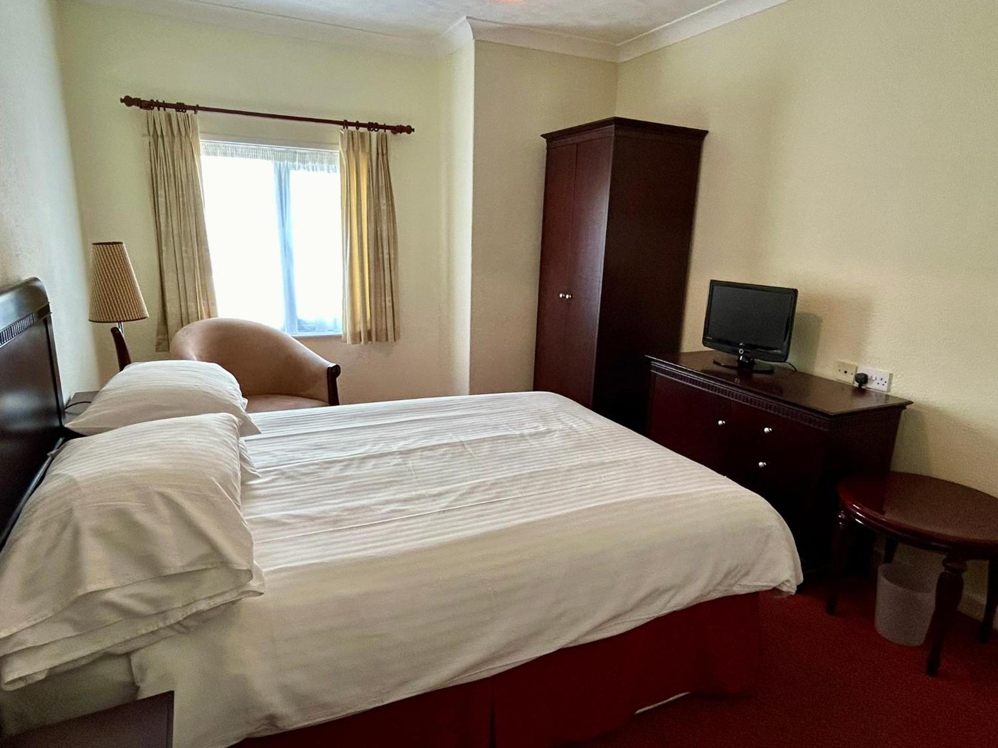 Regent Court - Seafront, Sandown - Free Car Ferry For Bookings Of 3 Or More Nights, Subject To Availability Quarto foto