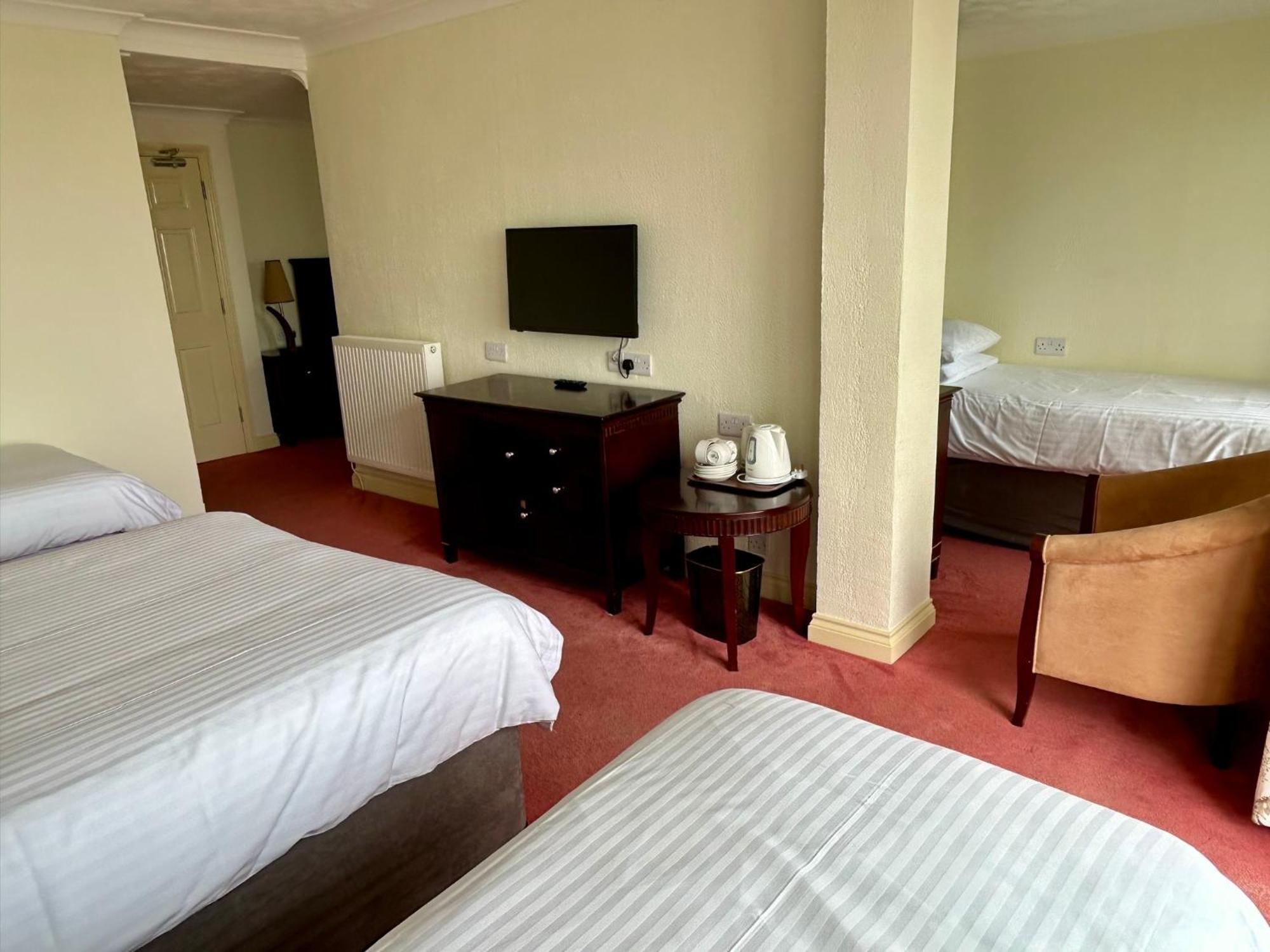Regent Court - Seafront, Sandown - Free Car Ferry For Bookings Of 3 Or More Nights, Subject To Availability Quarto foto