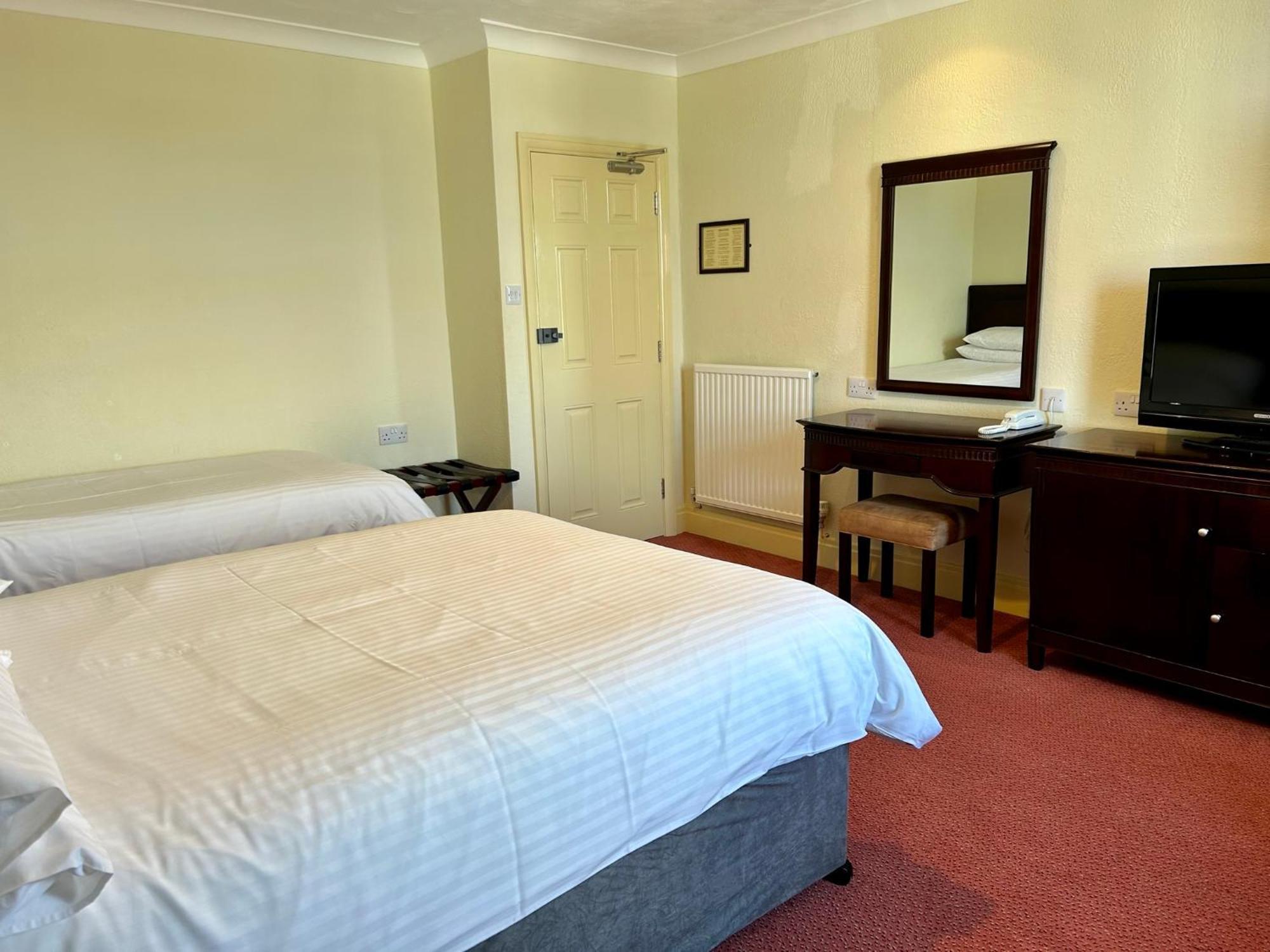 Regent Court - Seafront, Sandown - Free Car Ferry For Bookings Of 3 Or More Nights, Subject To Availability Quarto foto